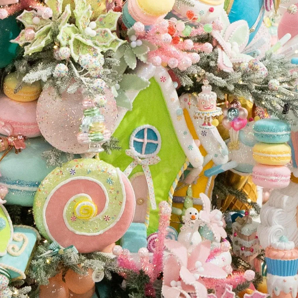 22" Pastel Candy House