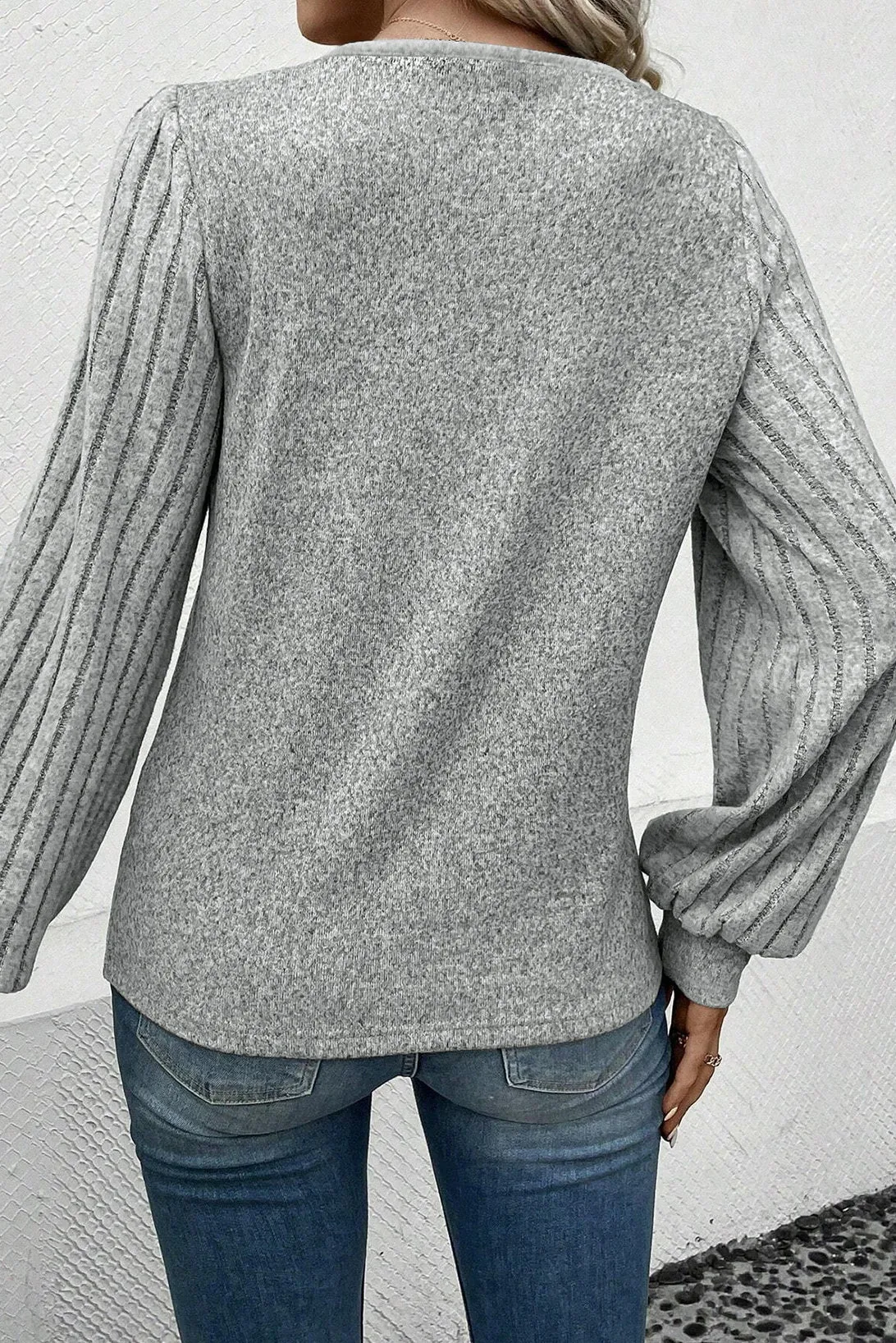 Buttoned V Neck Ribbed Puff Sleeve Top