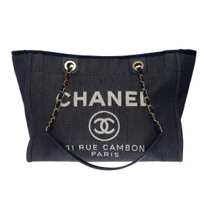 CHANEL Amazing Deauville Tote bag in blue denim canvas, GHW