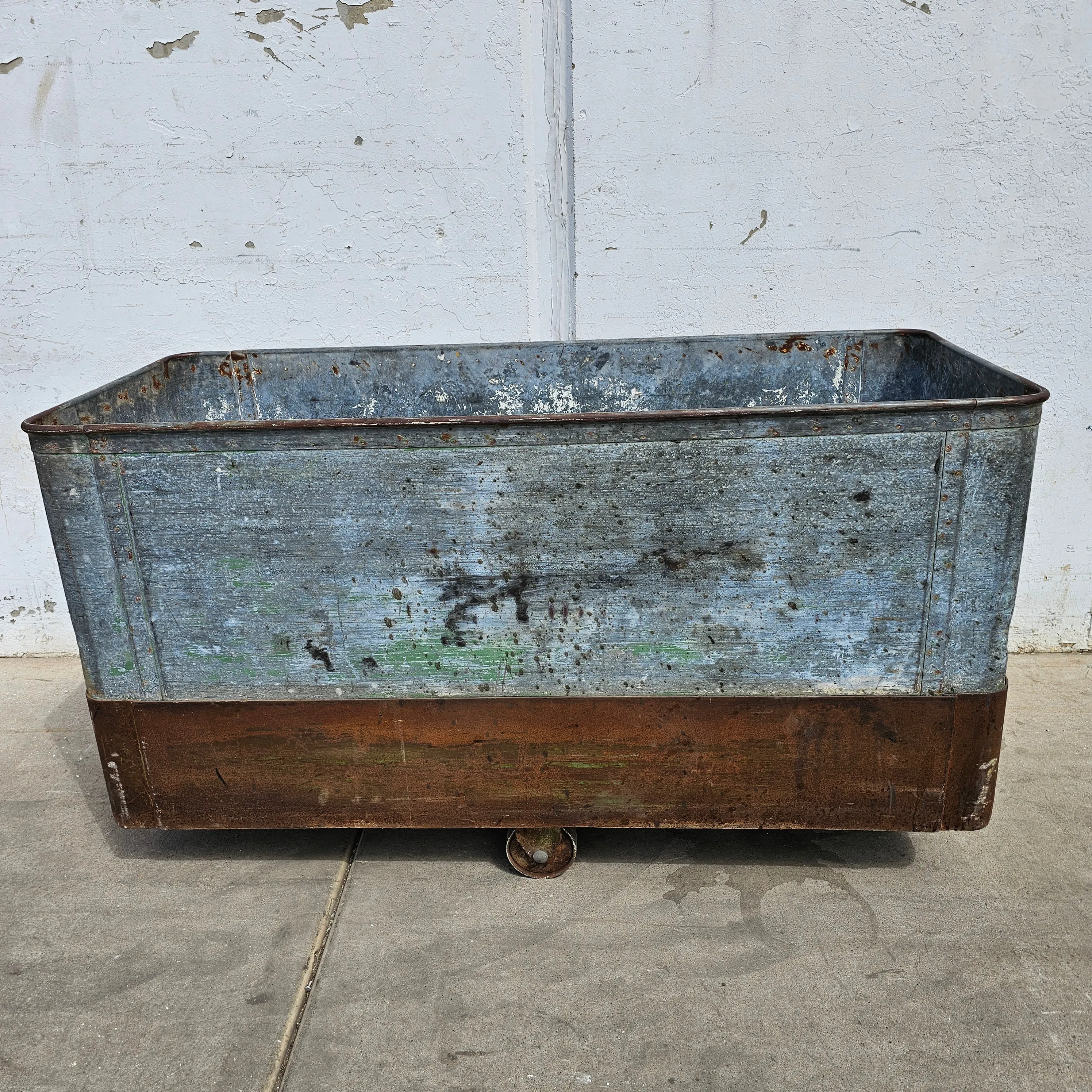 Galvanized Rolling Factory Trolley