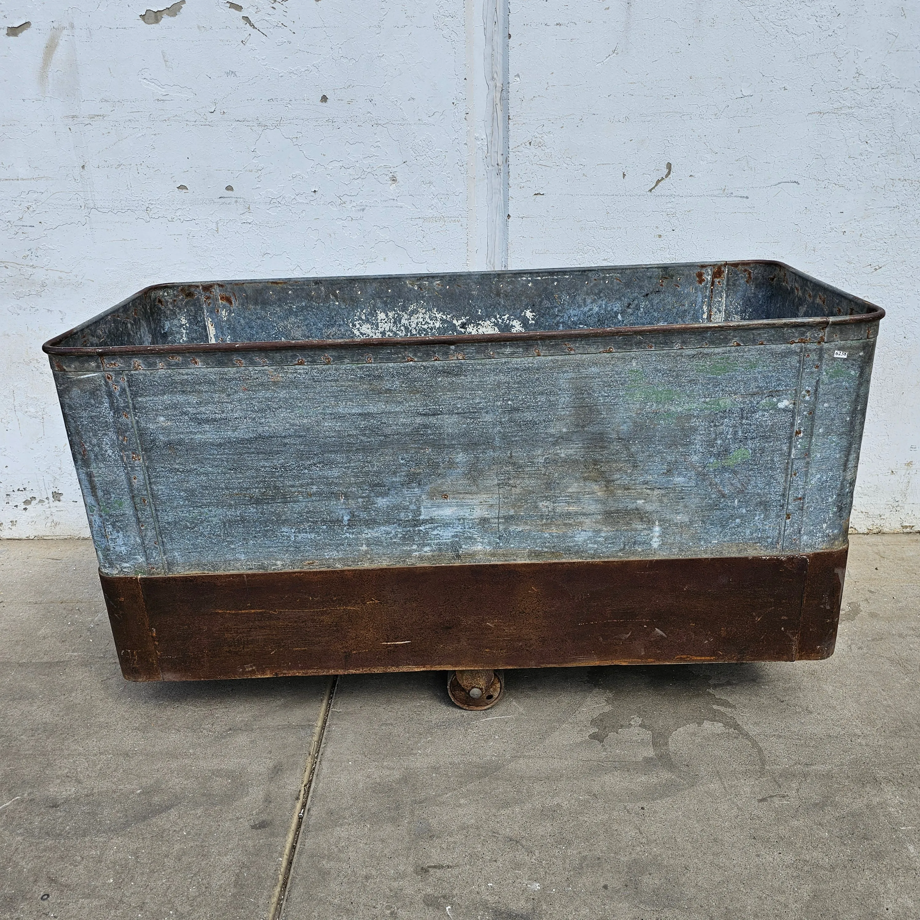 Galvanized Rolling Factory Trolley