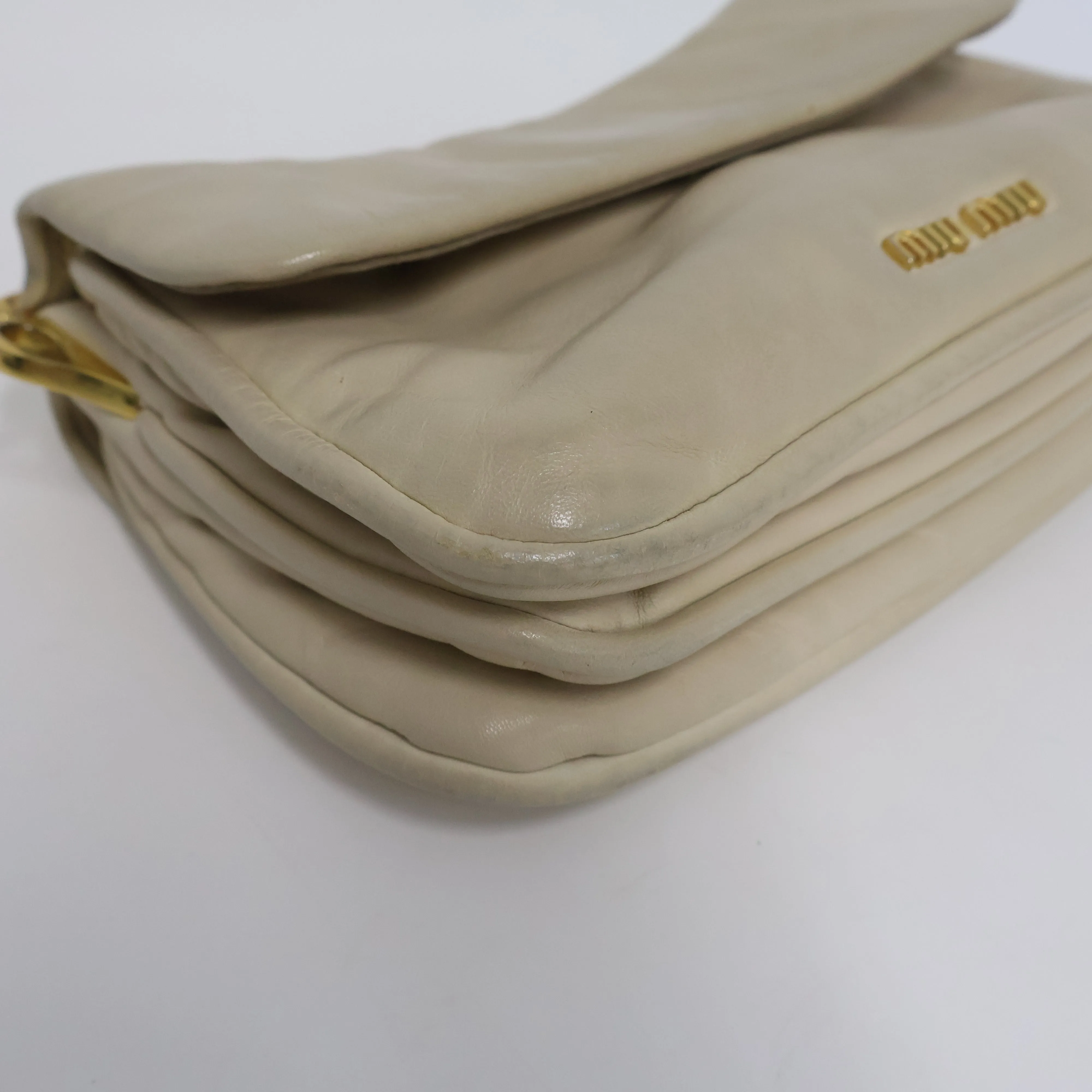 Miu Miu Chain Leather Frame Grey