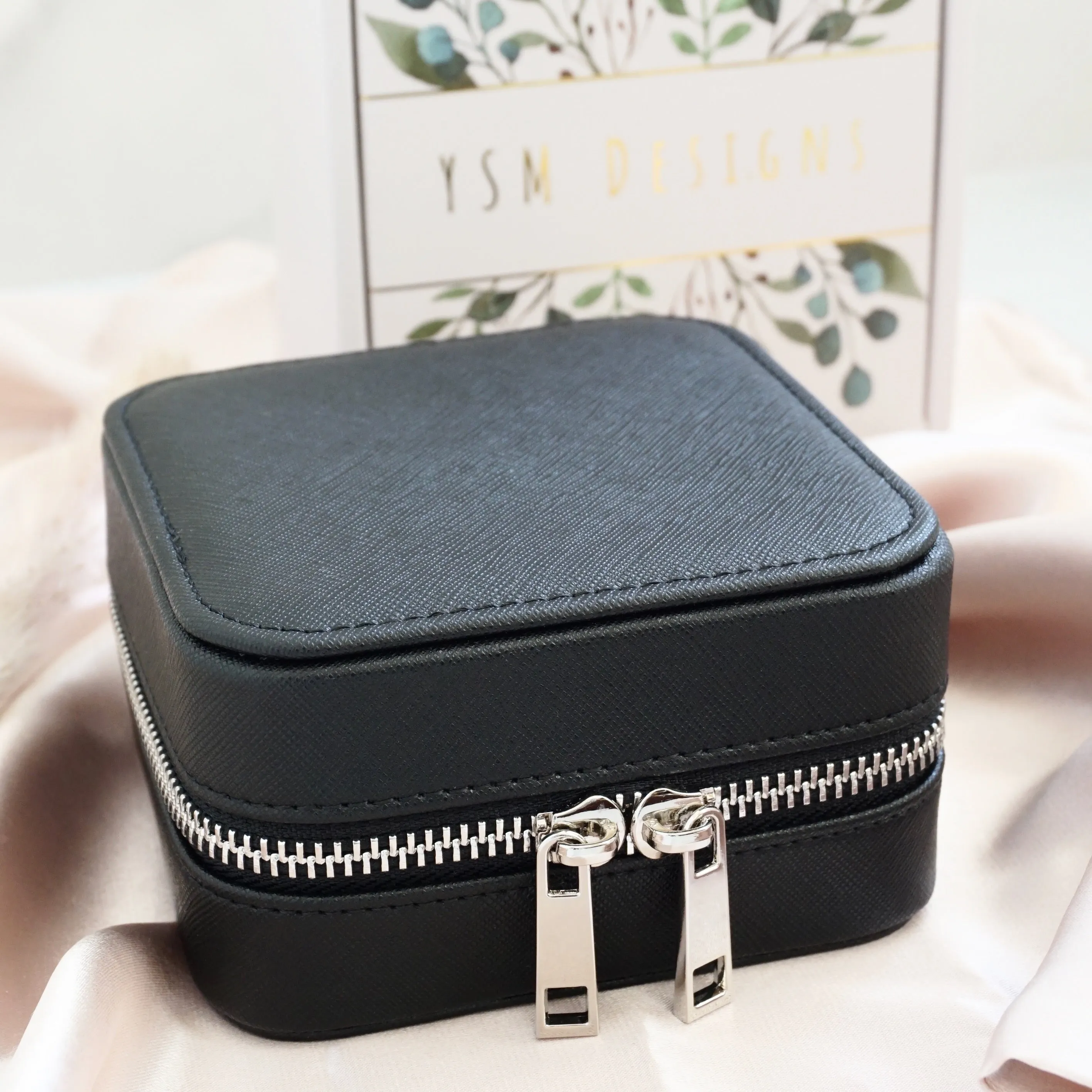 Vegan Leather Jewelry Organizer - Black
