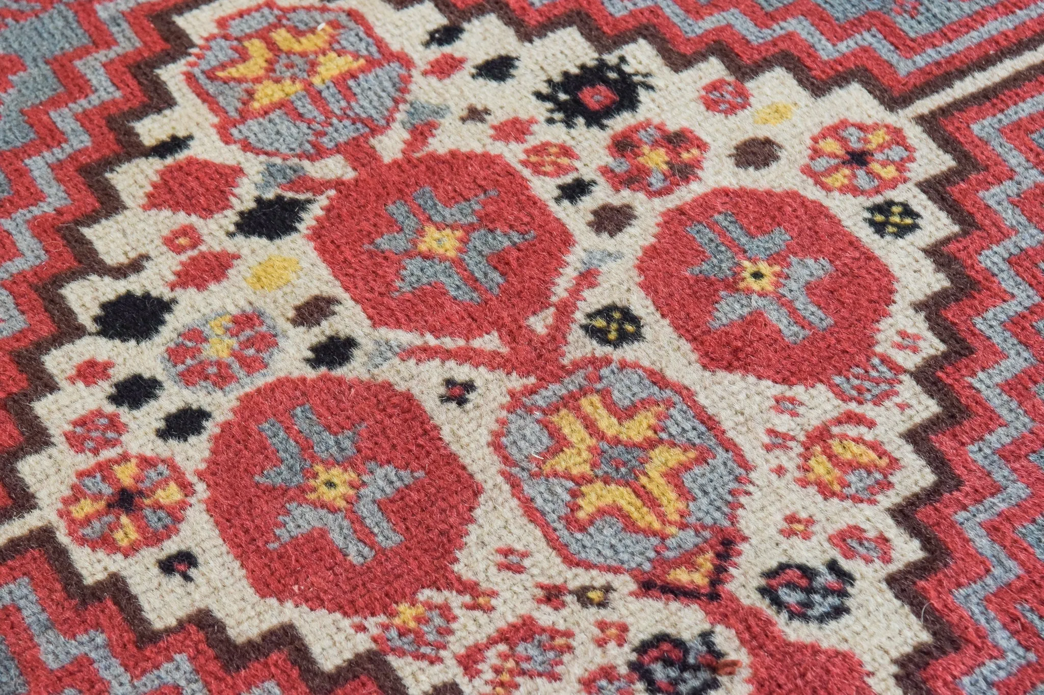 Vintage - Handwoven Azerbaijani Rug